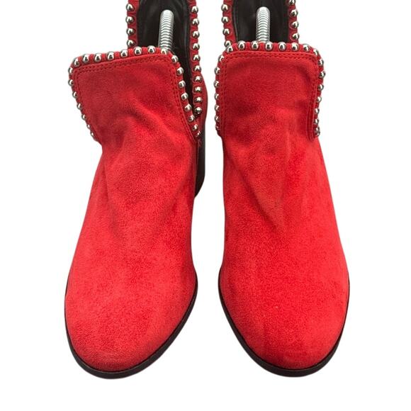 GB Gianni Bini Red Suede Studded Slip On Cut Out Ankle Bootie Women 8.5 - Picture 2 of 8